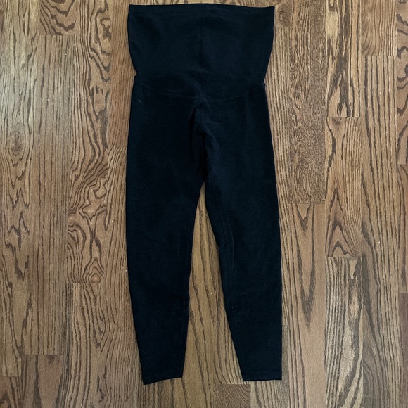 Beyond the Bump Black Maternity Leggings - Picture 5 of 8